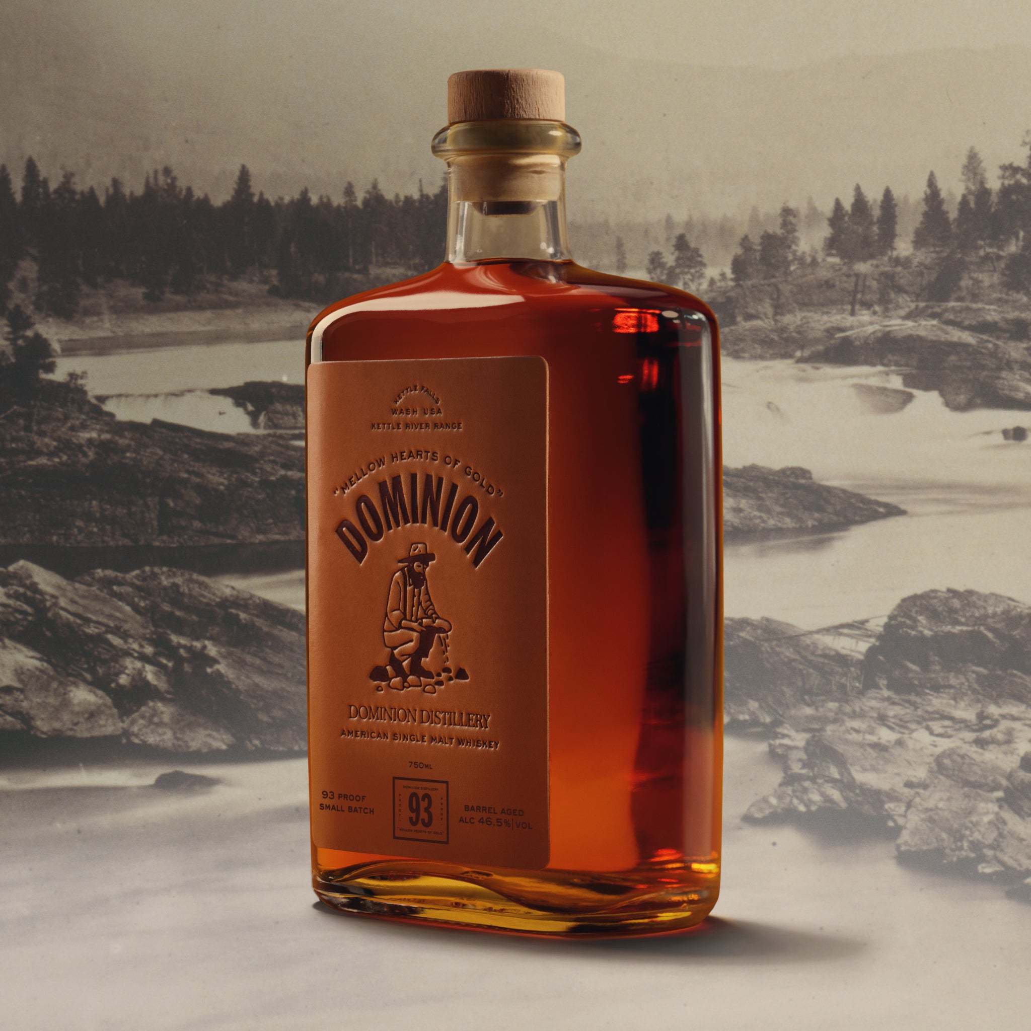Dominion Whiskey 750ml